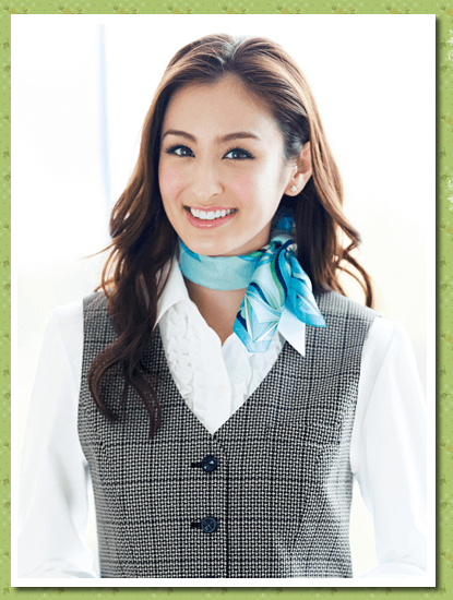 スカーフアレンジ　片リボン結び